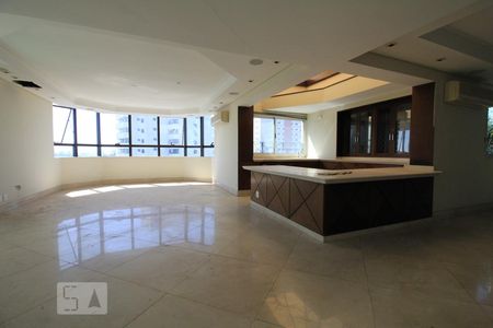 Apartamento à venda com 550m², 4 quartos e 6 vagasSala