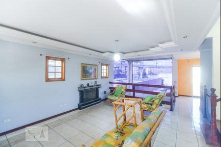 Sala de casa para alugar com 3 quartos, 200m² em Vila Divina Pastora, São Paulo