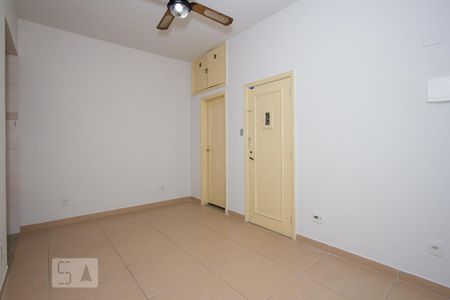 Apartamento para alugar com 31m², 1 quarto e sem vagaSala