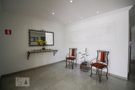 Apartamento para alugar com 93m², 3 quartos e 2 vagas Apartamento para alugar com 93m², 3 quartos e 2 vagasHall social