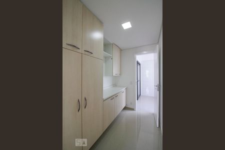 Apartamento para alugar com 93m², 3 quartos e 2 vagas Apartamento para alugar com 93m², 3 quartos e 2 vagasQuarto de Serviço
