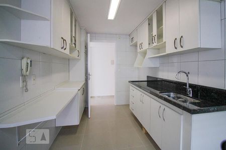 Apartamento para alugar com 93m², 3 quartos e 2 vagas Apartamento para alugar com 93m², 3 quartos e 2 vagasCozinha