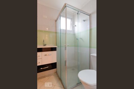 Banheiro de apartamento à venda com 2 quartos, 50m² em Santa Terezinha, São Bernardo do Campo