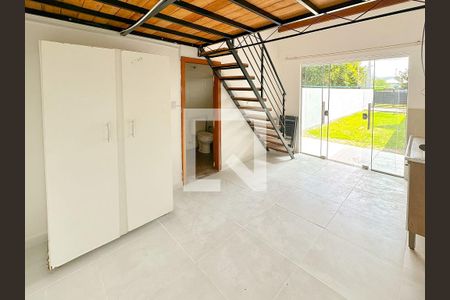 Studio de casa para alugar com 1 quarto, 35m² em São João do Rio Vermelho, Florianópolis