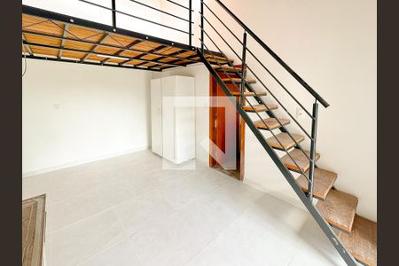 Studio de casa para alugar com 1 quarto, 35m² em São João do Rio Vermelho, Florianópolis