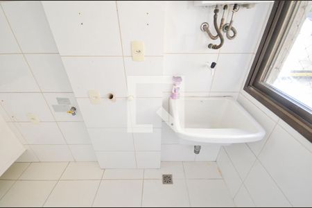 Apartamento à venda com 83m², 2 quartos e 1 vaga Apartamento à venda com 83m², 2 quartos e 1 vagaÁrea de Serviço