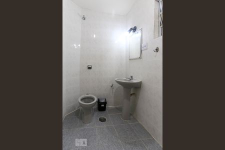 Apartamento à venda com 80m², 2 quartos e sem vagaBanheiro