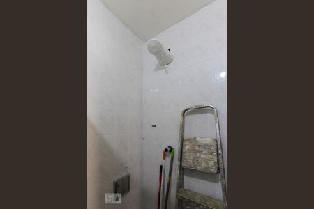 Apartamento à venda com 80m², 2 quartos e sem vagaBanheiro