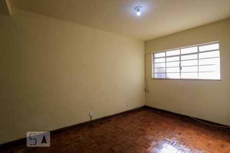 Apartamento à venda com 80m², 2 quartos e sem vagaSala
