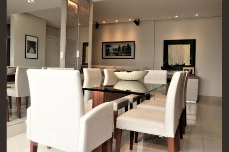 Sala 1 de apartamento para alugar com 3 quartos, 95m² em Santo Antônio, Belo Horizonte