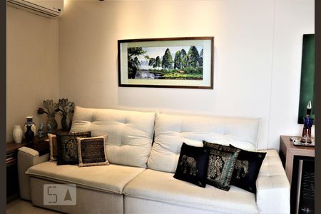 Sala 2 de apartamento para alugar com 3 quartos, 95m² em Santo Antônio, Belo Horizonte