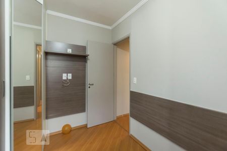 Quarto 2 de apartamento para alugar com 2 quartos, 47m² em Jardim São Savério, São Paulo