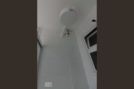 Banheiro de apartamento para alugar com 2 quartos, 55m² em Bacacheri, Curitiba