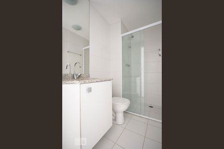 Banheiro de apartamento para alugar com 2 quartos, 56m² em Vila Andrade, São Paulo