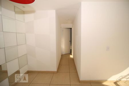Corredor de apartamento à venda com 2 quartos, 51m² em Taquara, Rio de Janeiro