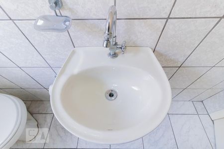 Casa à venda com 155m², 4 quartos e 2 vagasDetalhe banheiro