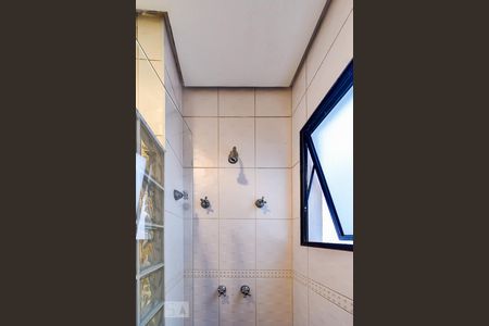 Casa para alugar com 250m², 4 quartos e 2 vagas Casa para alugar com 250m², 4 quartos e 2 vagasBanheiro Social