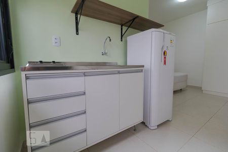 Cozinha de kitnet/studio para alugar com 1 quarto, 25m² em Cidade Universitária, Campinas