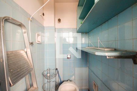 Apartamento à venda com 80m², 3 quartos e sem vagaBanheiro de Serviço