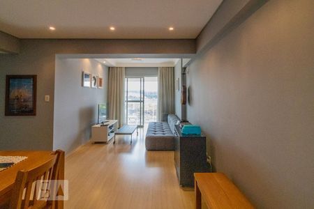 Apartamento para alugar com 74m², 2 quartos e 1 vagaSala