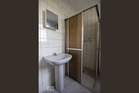 Banheiro de casa para alugar com 1 quarto, 50m² em Cipava, Osasco