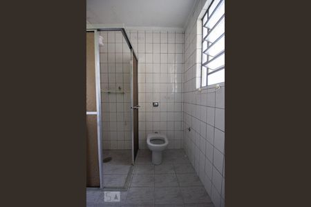 Banheiro de casa para alugar com 1 quarto, 50m² em Cipava, Osasco