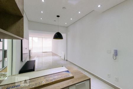 Sala 1 de apartamento para alugar com 1 quarto, 70m² em Moema, São Paulo