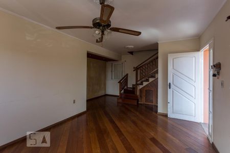 Hall de casa para alugar com 2 quartos, 165m² em Camaquã, Porto Alegre