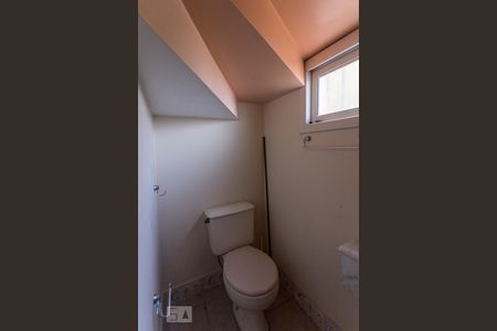 Lavabo de casa para alugar com 2 quartos, 165m² em Camaquã, Porto Alegre