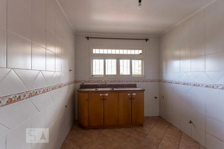 Cozinha de casa para alugar com 2 quartos, 165m² em Camaquã, Porto Alegre