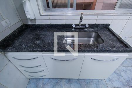 Casa para alugar com 100m², 2 quartos e 2 vagasCozinha