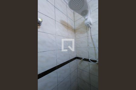 Casa para alugar com 100m², 2 quartos e 2 vagasBanheiro