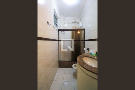 Casa para alugar com 100m², 2 quartos e 2 vagasBanheiro