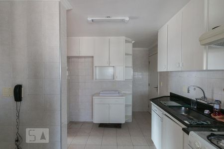 Apartamento à venda com 95m², 3 quartos e 2 vagasCozinha