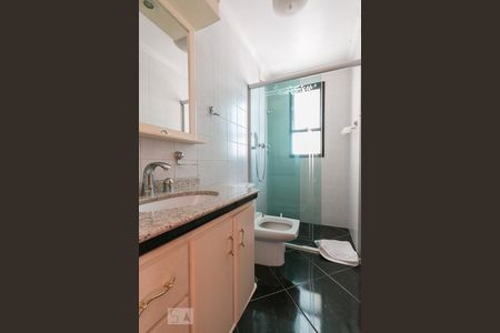 Apartamento à venda com 95m², 3 quartos e 2 vagasBanheiro da suíte