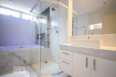 Apartamento para alugar com 84m², 1 quarto e 2 vagas Apartamento para alugar com 84m², 1 quarto e 2 vagasBanheiro Suíte