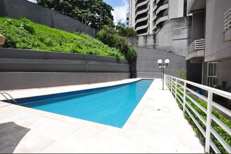 Apartamento para alugar com 84m², 1 quarto e 2 vagasPiscina