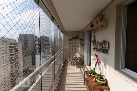 Varanda de apartamento para alugar com 3 quartos, 94m² em Lar São Paulo, São Paulo