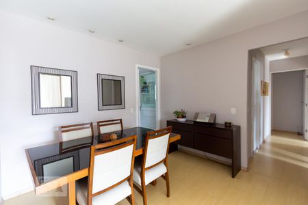Sala de jantar de apartamento para alugar com 3 quartos, 94m² em Lar São Paulo, São Paulo
