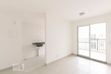 Sala  de apartamento para alugar com 1 quarto, 45m² em Vila Califórnia, São Paulo