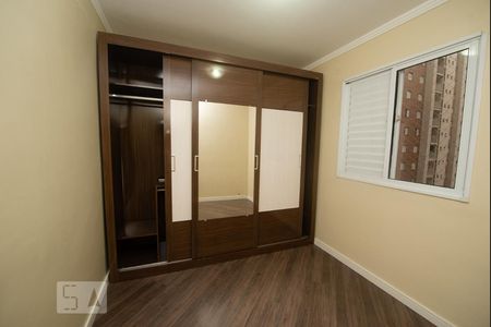 Quarto 2 de apartamento para alugar com 3 quartos, 77m² em Jardim Flor da Montanha, Guarulhos