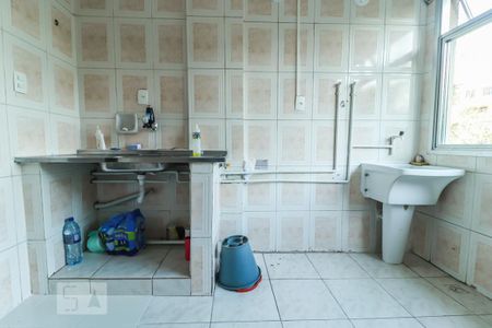 Apartamento à venda com 56m², 2 quartos e 1 vaga Apartamento à venda com 56m², 2 quartos e 1 vagaCozinha e Área de Serviço