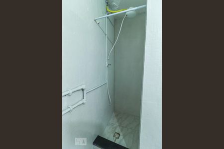 Banheiro de apartamento à venda com 2 quartos, 56m² em Taquara, Rio de Janeiro