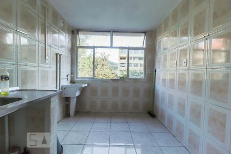 Apartamento à venda com 56m², 2 quartos e 1 vaga Apartamento à venda com 56m², 2 quartos e 1 vagaCozinha e Área de Serviço
