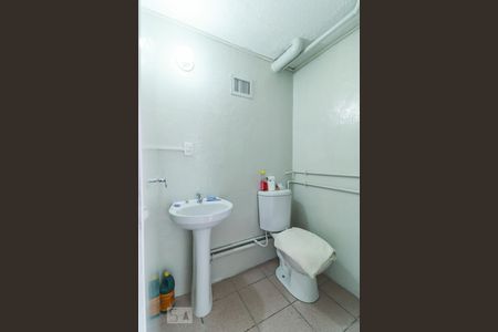 Banheiro de apartamento à venda com 2 quartos, 56m² em Taquara, Rio de Janeiro
