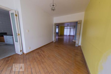 Sala de casa para alugar com 4 quartos, 305m² em Sumaré, São Paulo