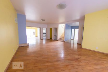 Sala de casa para alugar com 4 quartos, 305m² em Sumaré, São Paulo