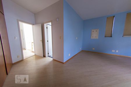 Suite 1 de casa para alugar com 4 quartos, 305m² em Sumaré, São Paulo