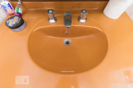 Casa à venda com 440m², 5 quartos e 8 vagasDetalhe banheiro