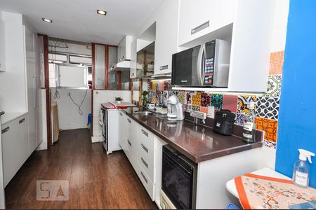 Apartamento à venda com 86m², 3 quartos e 1 vagaCozinha e Área de Serviço